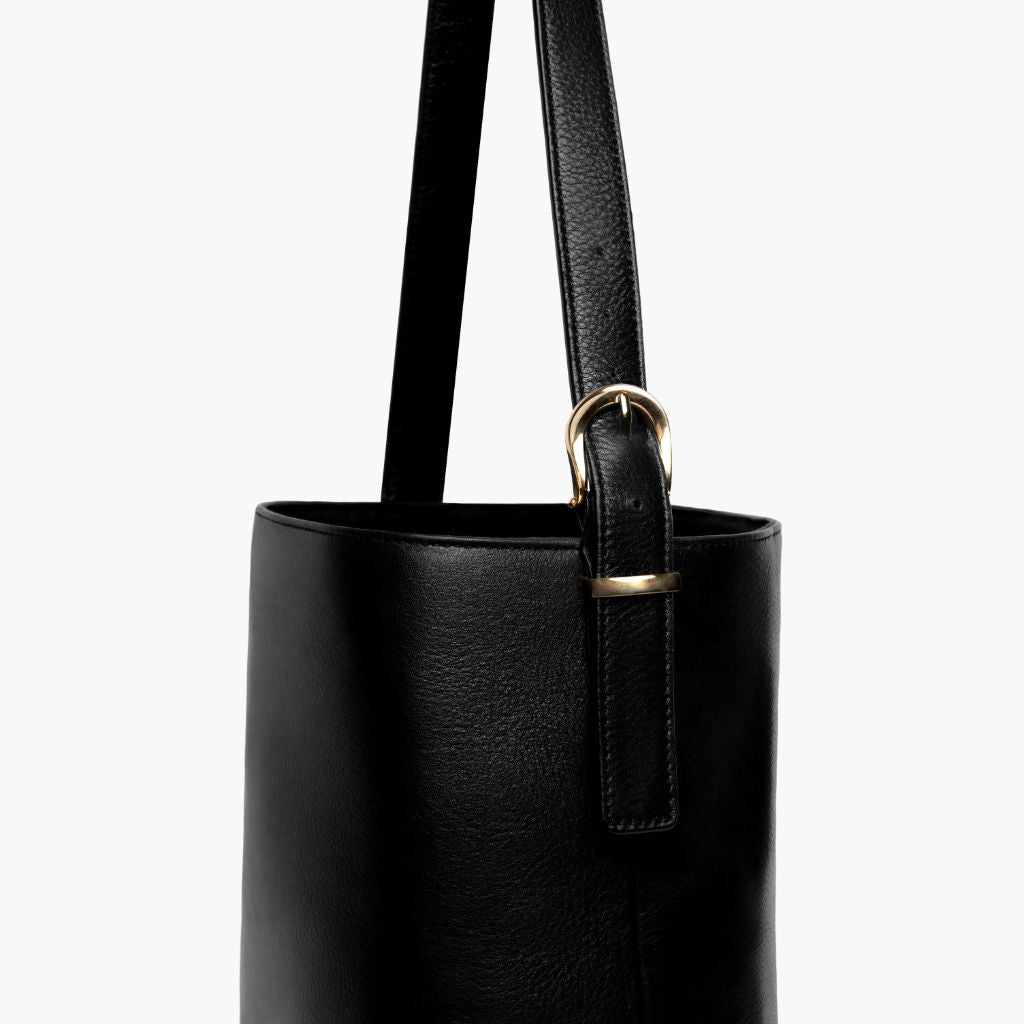 Bolso Bucket | Negro & Oro