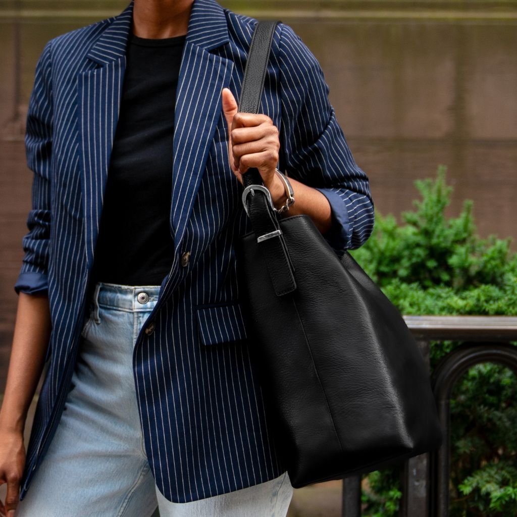 Bolso Bucket | Negro & Plata